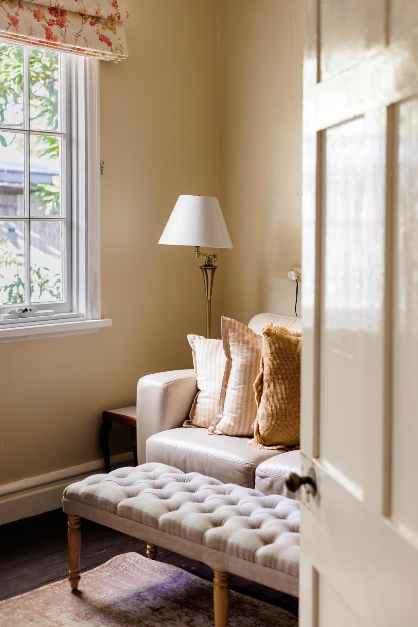 Wollaston House By The Bnb Collection แอลบานี ภายนอก รูปภาพ